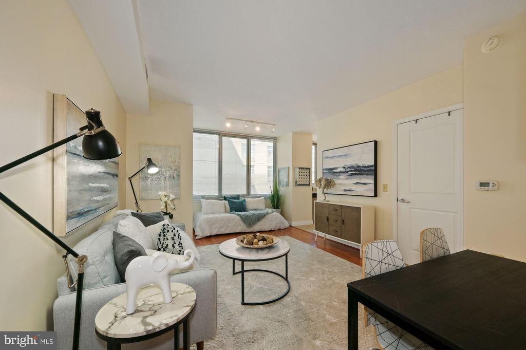 555 MASSACHUSETTS AVENUE NW Unit: 414