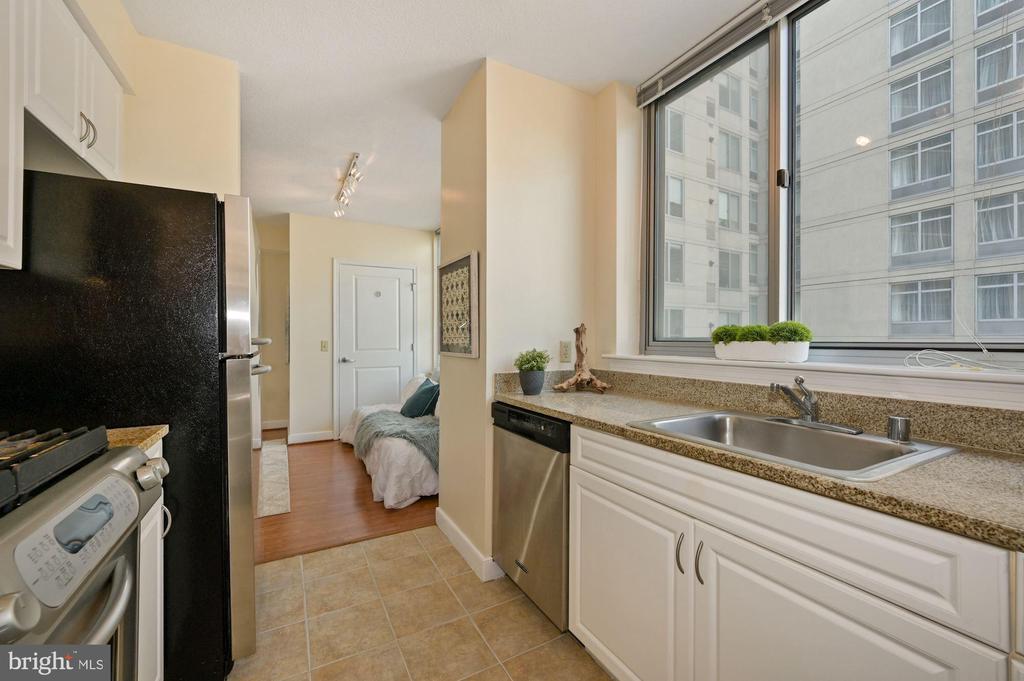 555 MASSACHUSETTS AVENUE NW Unit: 414