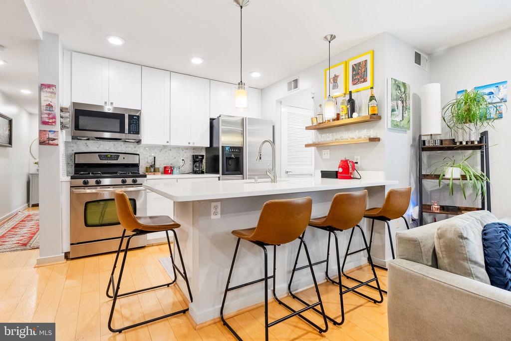 1439 CHAPIN STREET NW Unit: 102