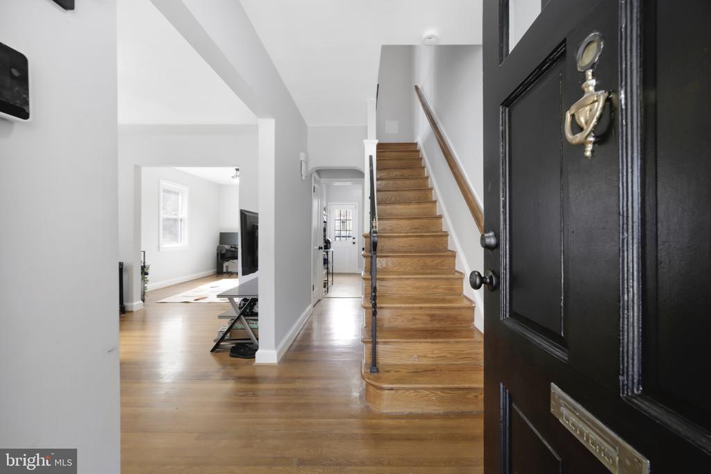 400 DIVISION AVENUE NE