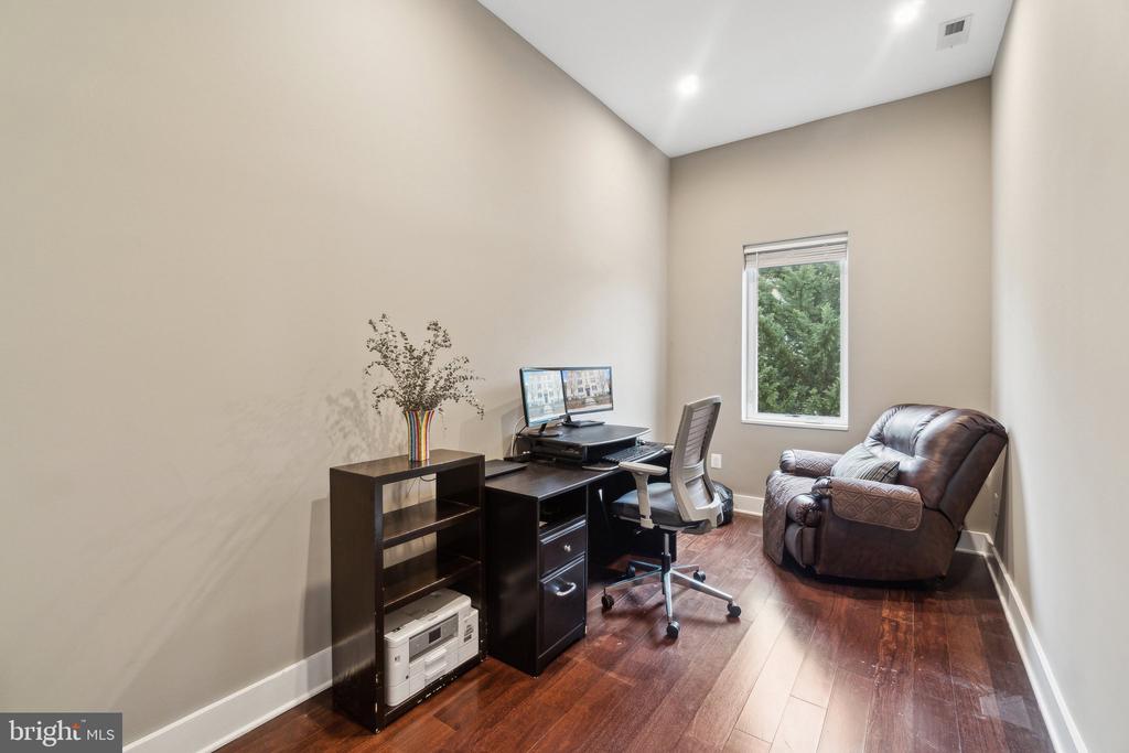 110 GALLATIN STREET NW Unit: 13