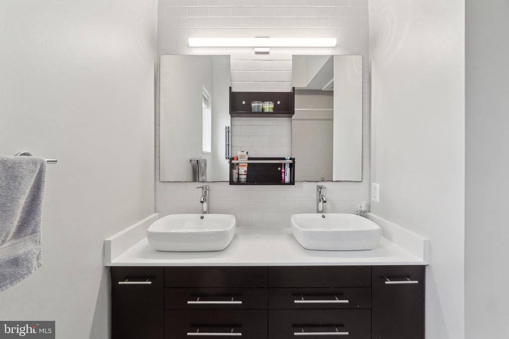 110 GALLATIN STREET NW Unit: 13