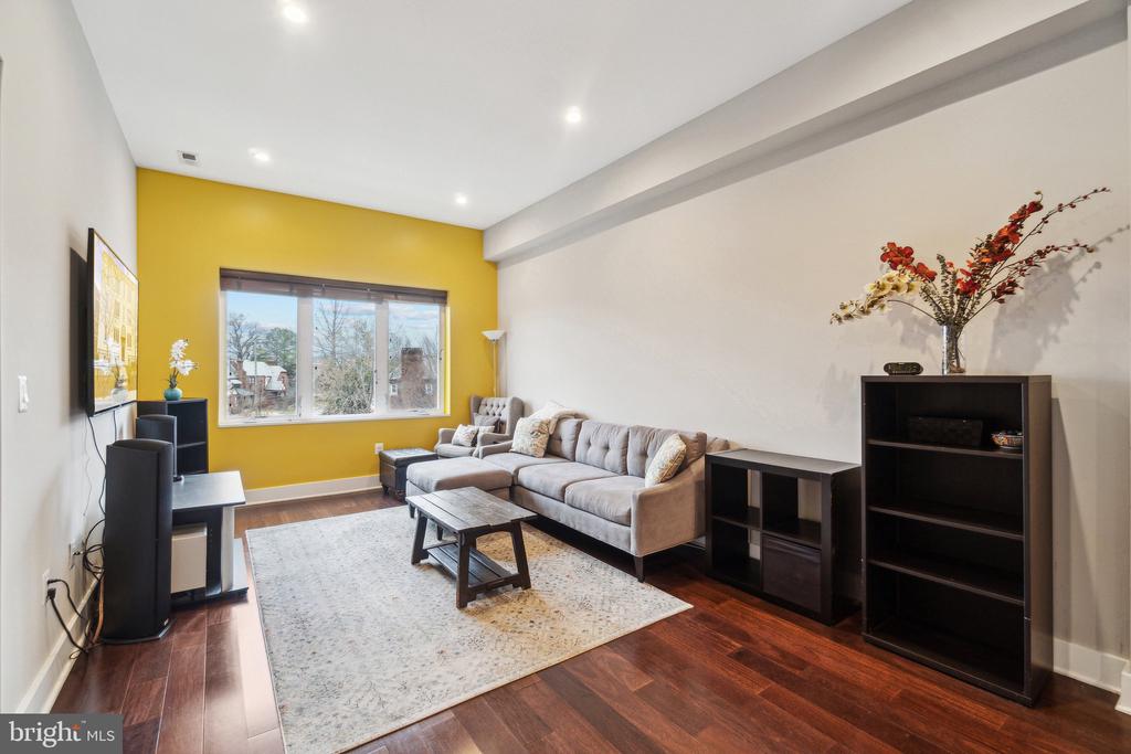 110 GALLATIN STREET NW Unit: 13