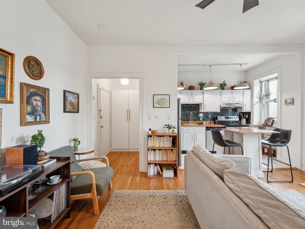 3420 16TH STREET NW Unit: 304