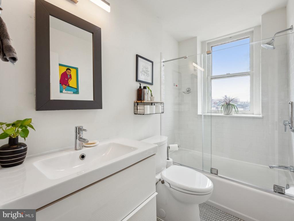 3420 16TH STREET NW Unit: 304