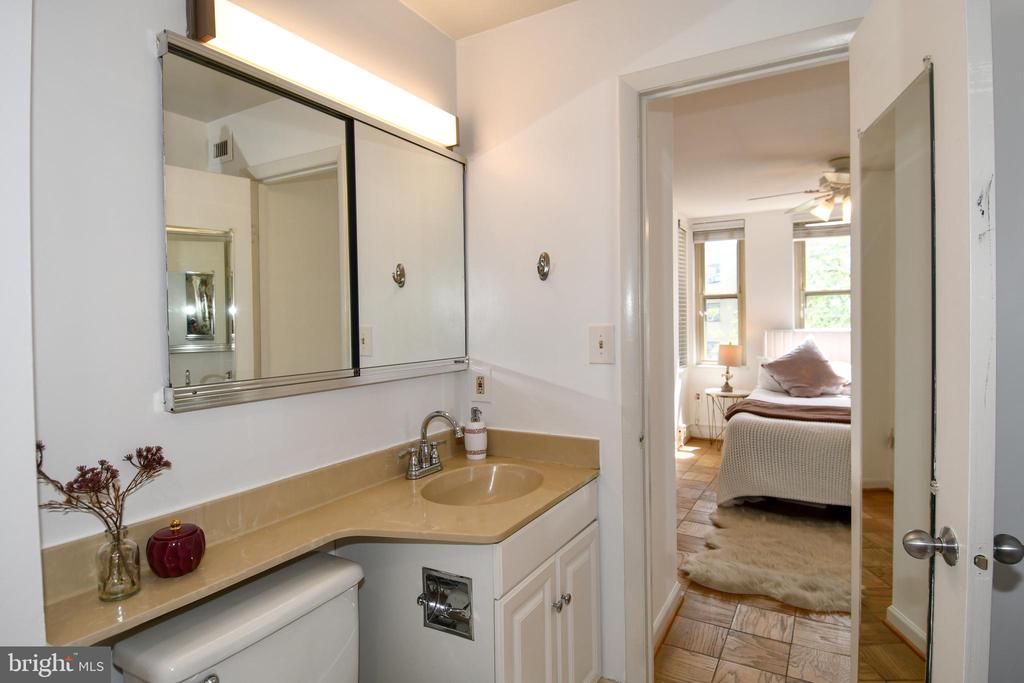 2440 16TH STREET NW Unit: 510