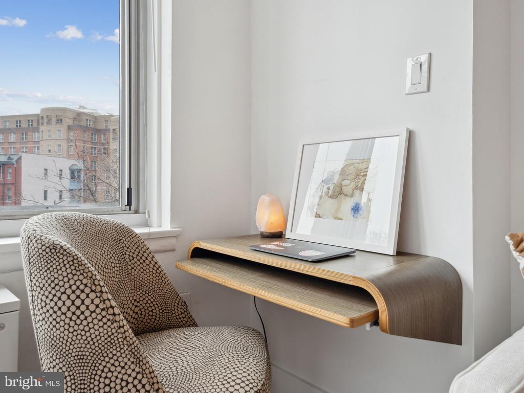 1239 VERMONT AVENUE NW Unit: 401