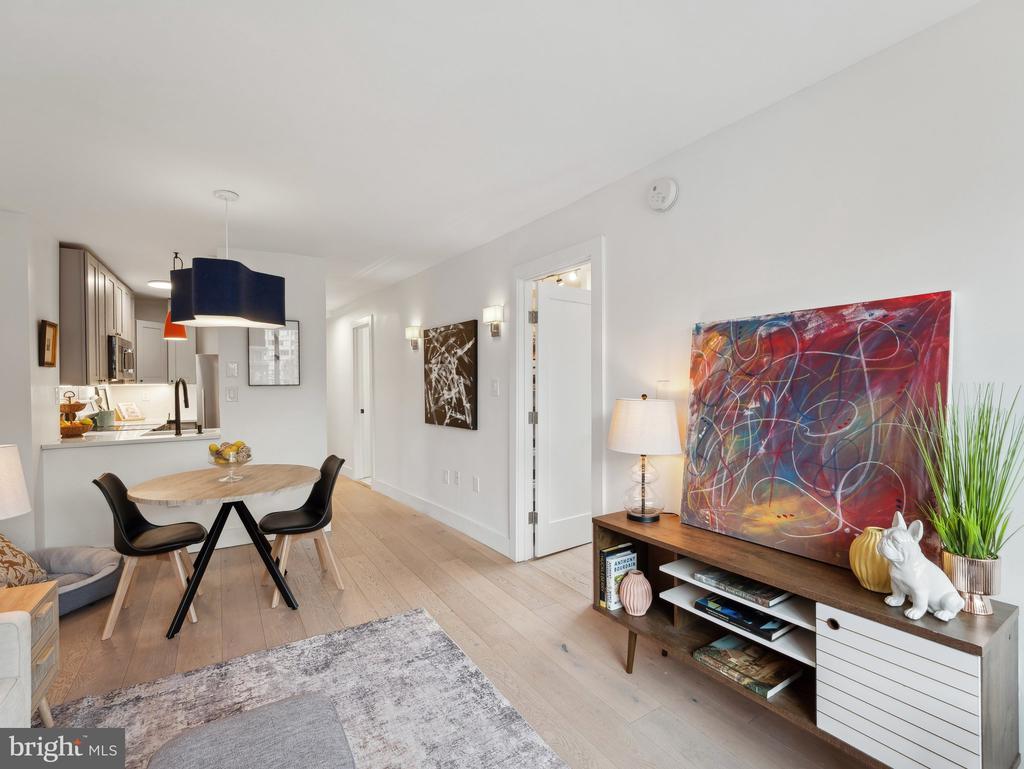 1239 VERMONT AVENUE NW Unit: 401