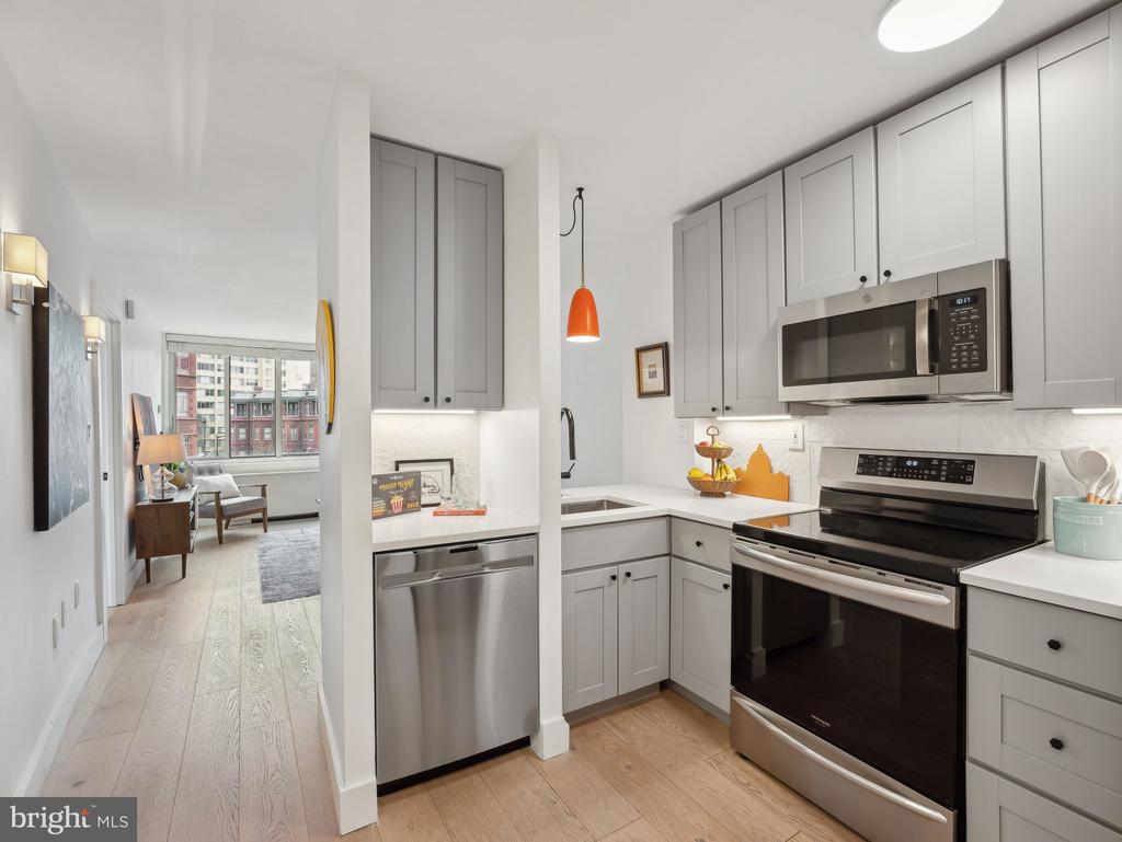 1239 VERMONT AVENUE NW Unit: 401