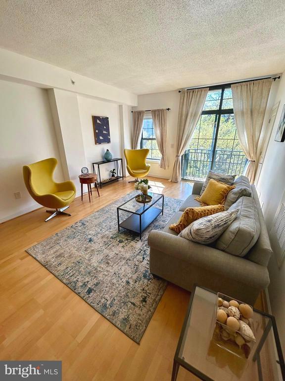 1111 25TH STREET NW Unit: 619