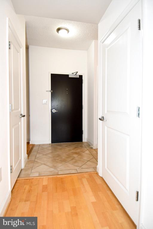 1111 25TH STREET NW Unit: 619
