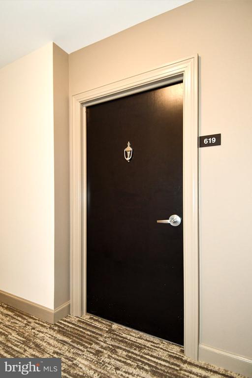 1111 25TH STREET NW Unit: 619