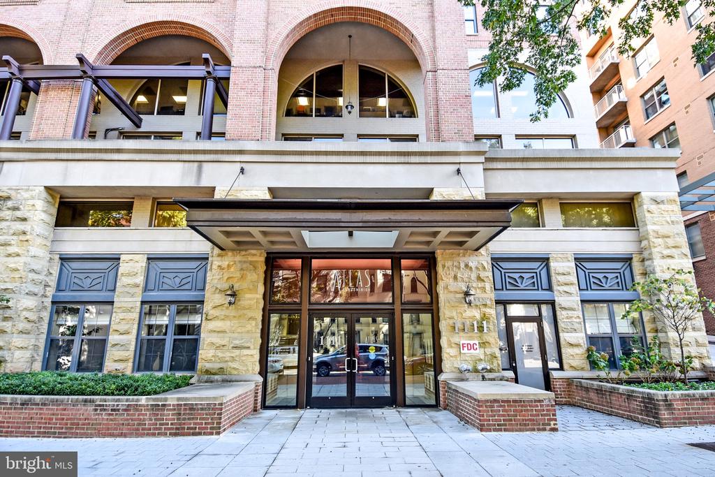 1111 25TH STREET NW Unit: 619