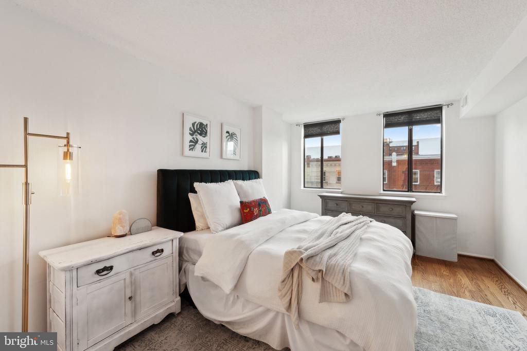 1700 17TH STREET NW Unit: 403
