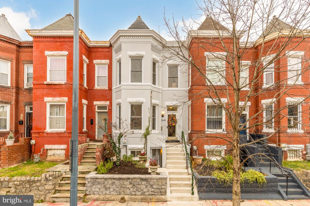 3641 11TH STREET NW