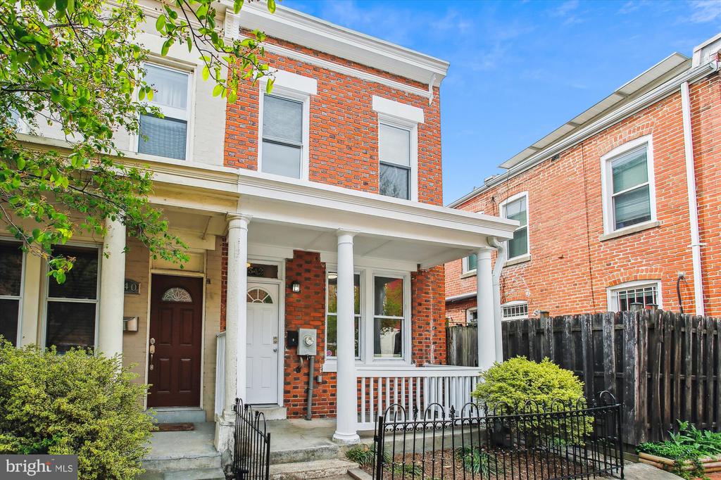 342 OAKDALE PLACE NW