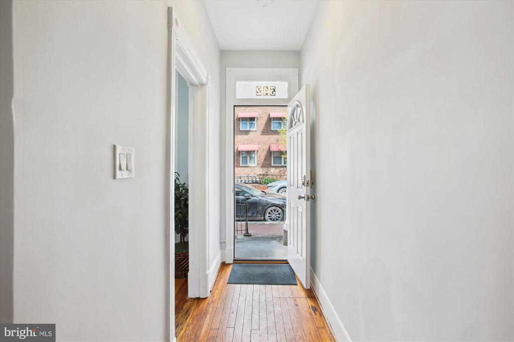 342 OAKDALE PLACE NW