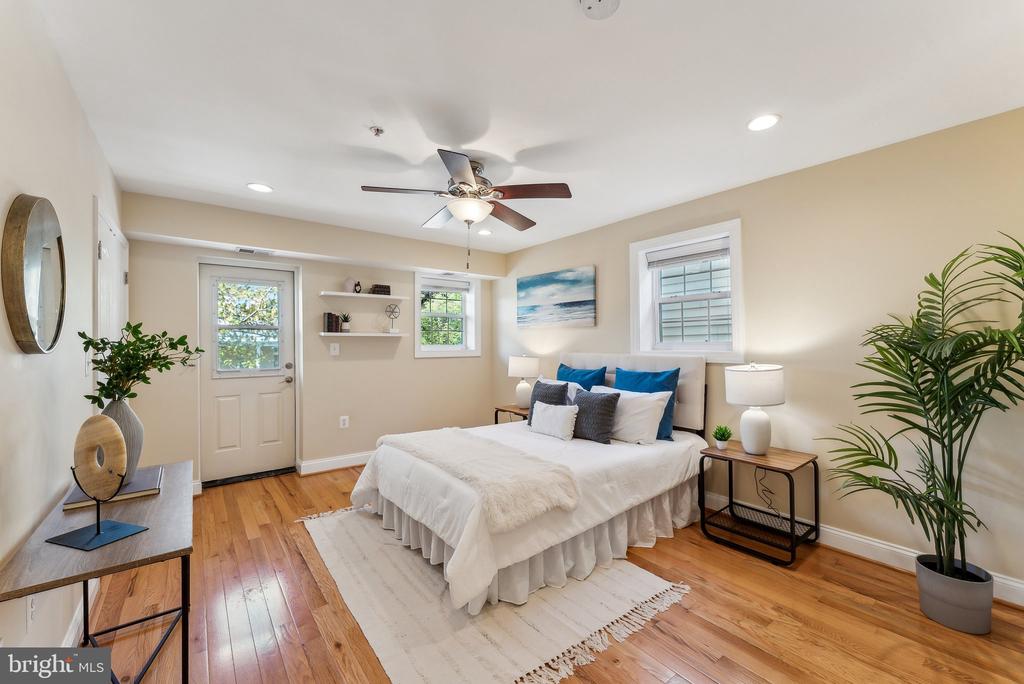 754 PARK ROAD NW Unit: 3