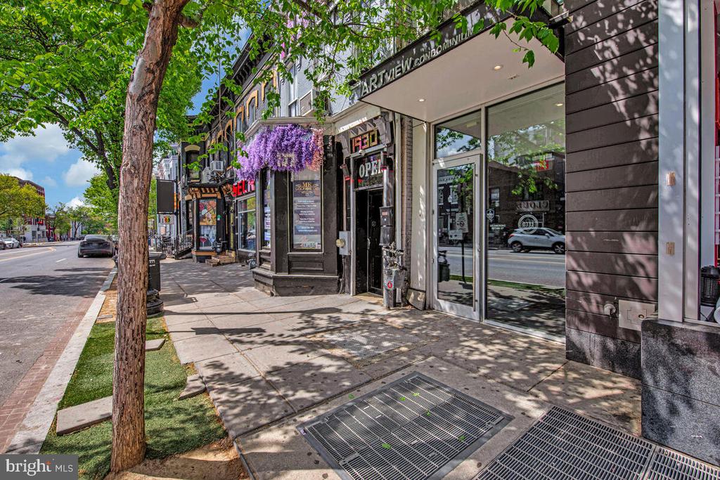 1932 9TH STREET NW Unit: R302