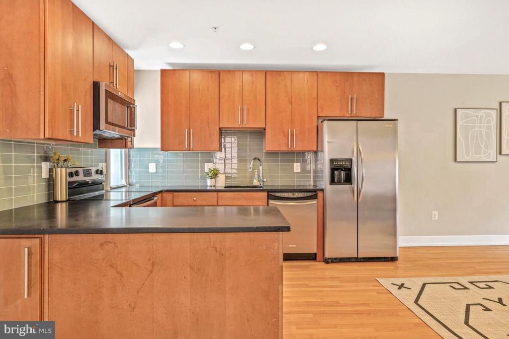 2515 17TH STREET NW Unit: 5