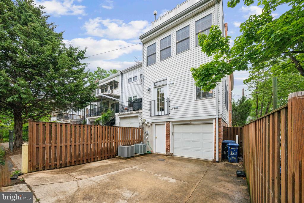2444 TUNLAW ROAD NW