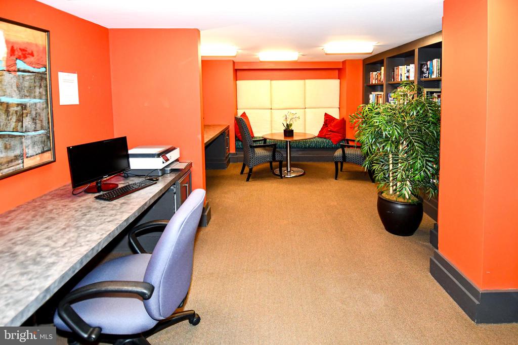 777 7TH STREET NW Unit: 904