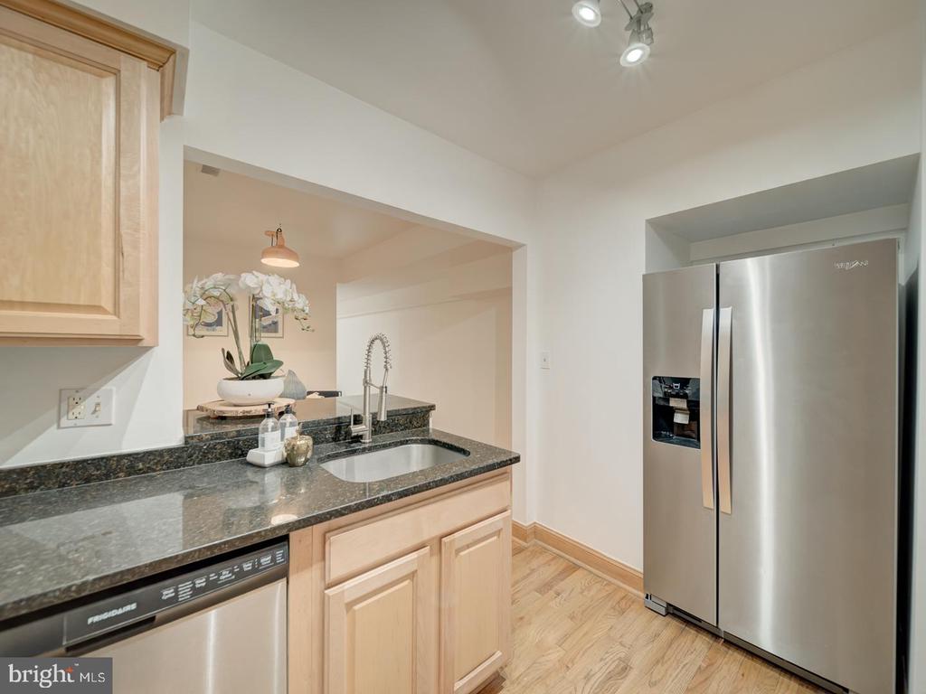 1715 15TH STREET NW Unit: 23