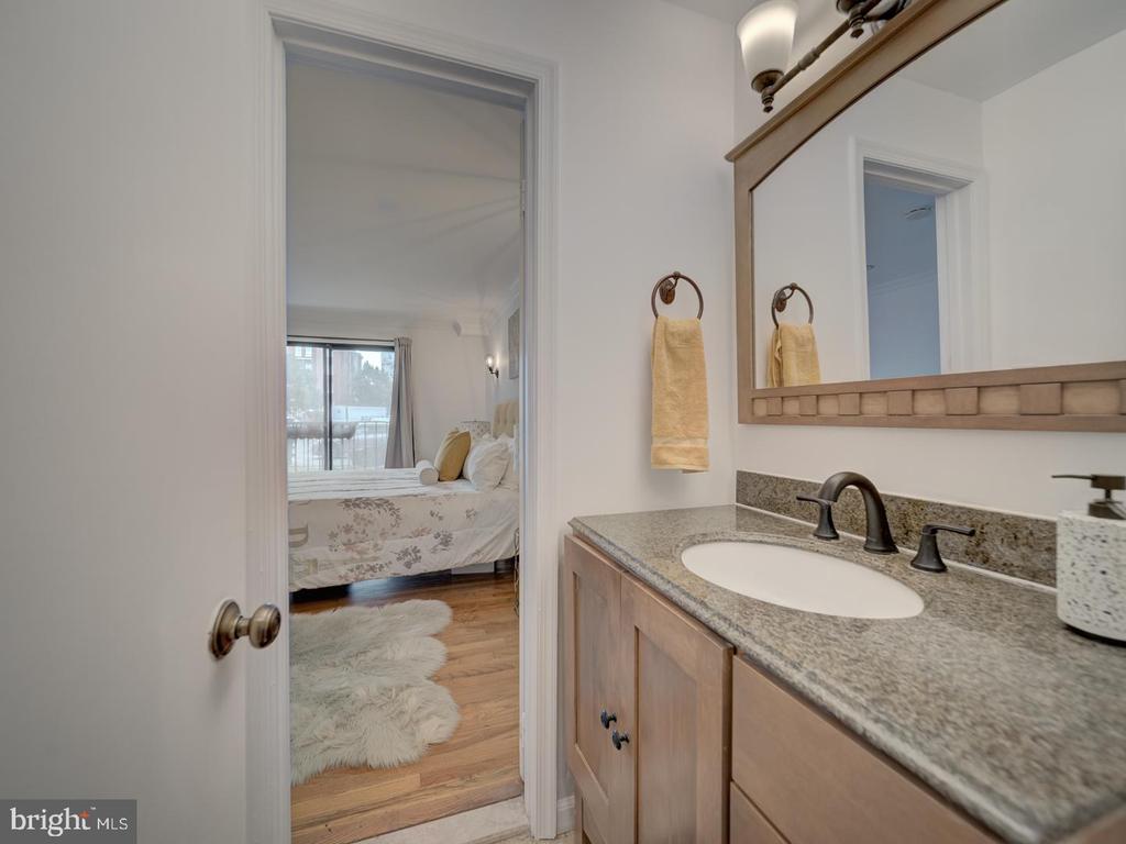 1715 15TH STREET NW Unit: 23