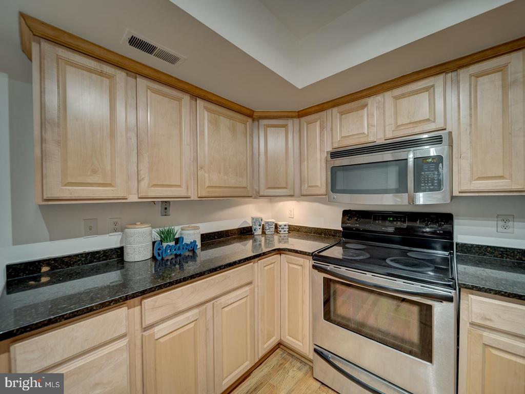 1715 15TH STREET NW Unit: 23