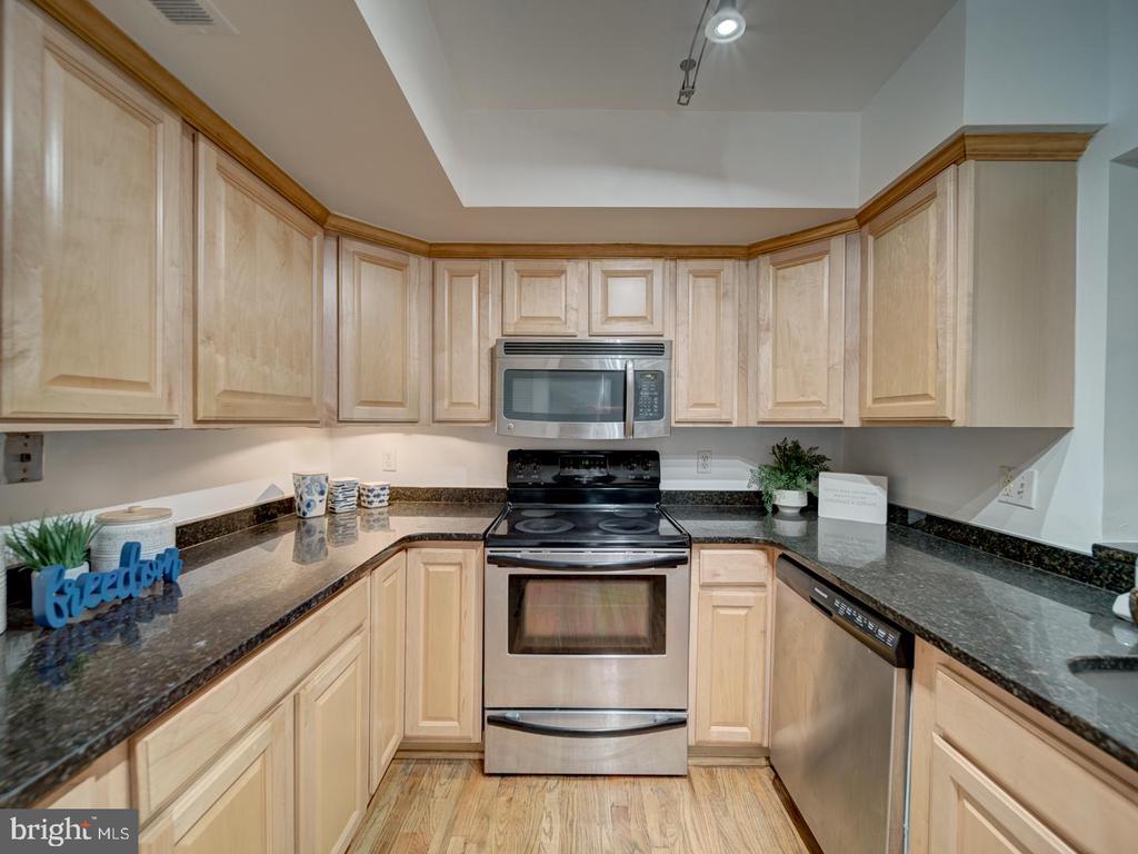 1715 15TH STREET NW Unit: 23