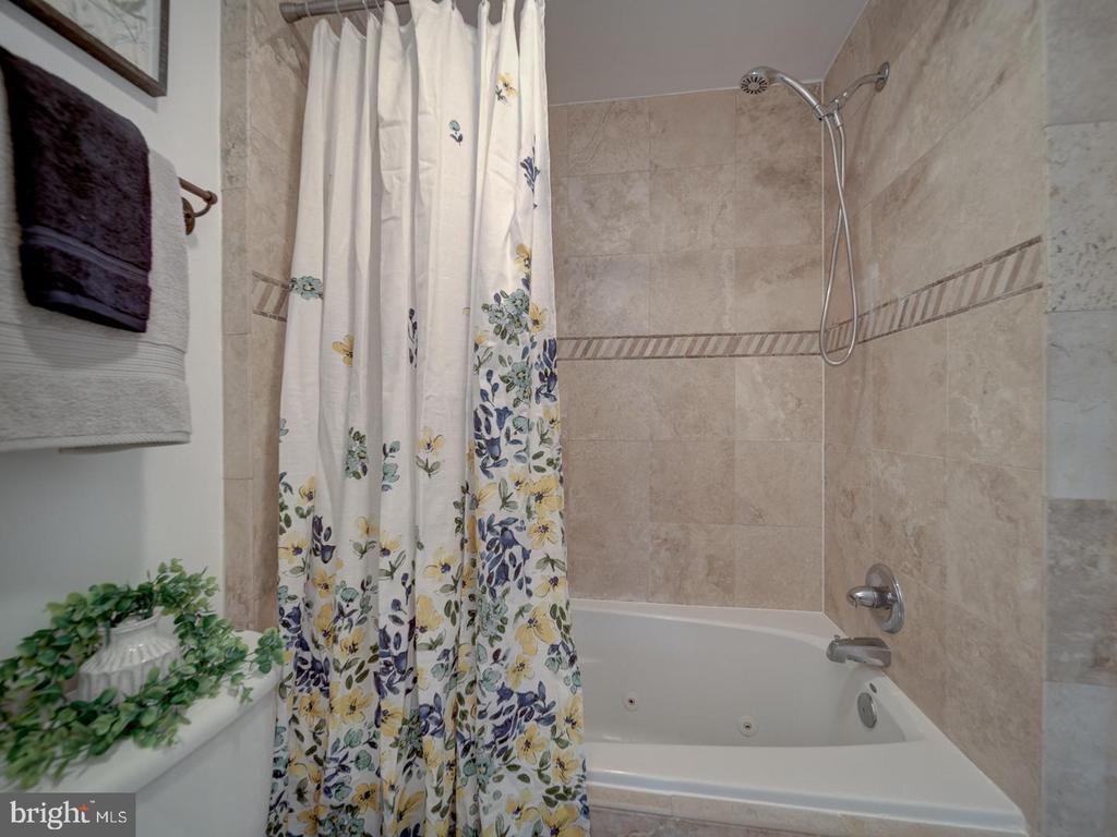 1715 15TH STREET NW Unit: 23
