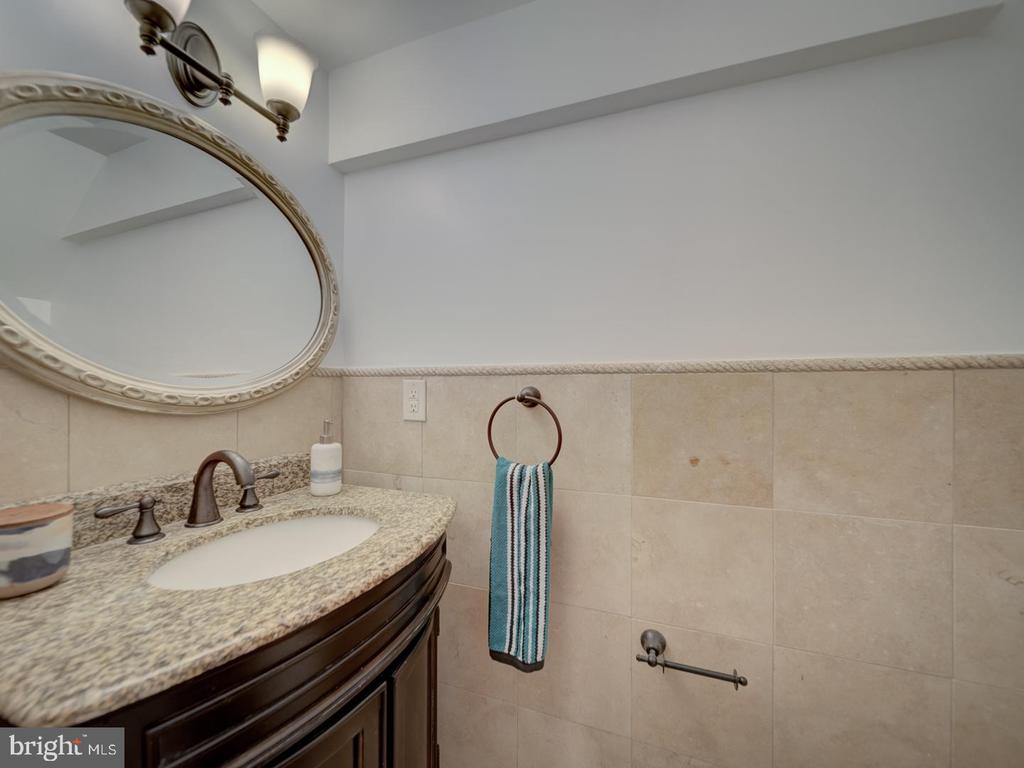 1715 15TH STREET NW Unit: 23