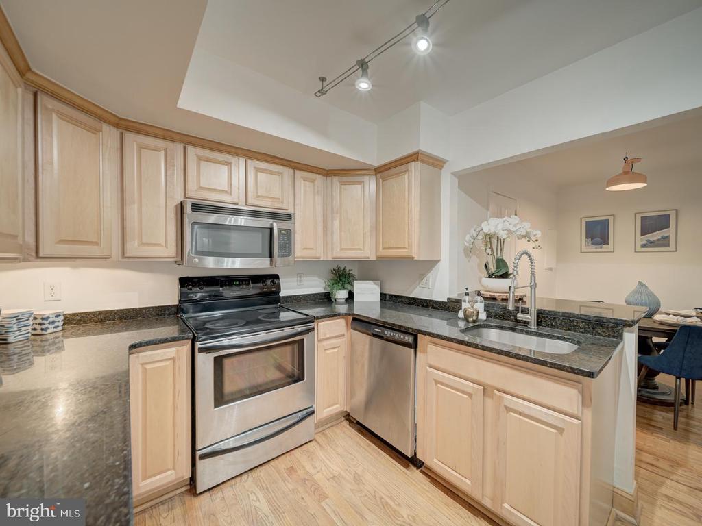 1715 15TH STREET NW Unit: 23