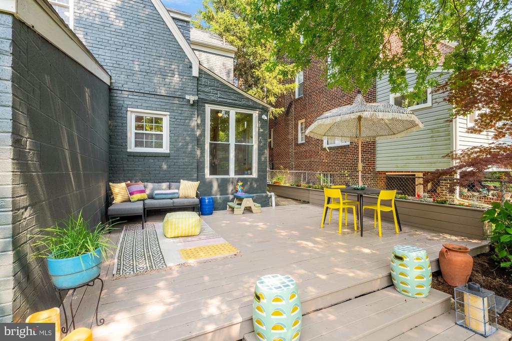3520 28TH STREET NE