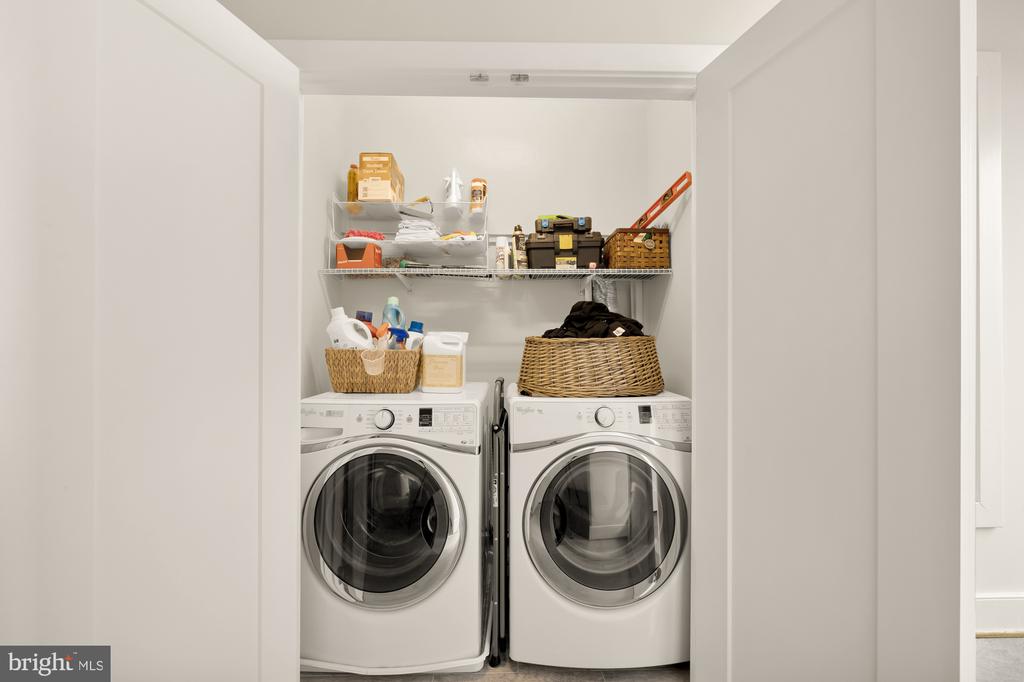 122 BRYANT STREET NW Unit: 2