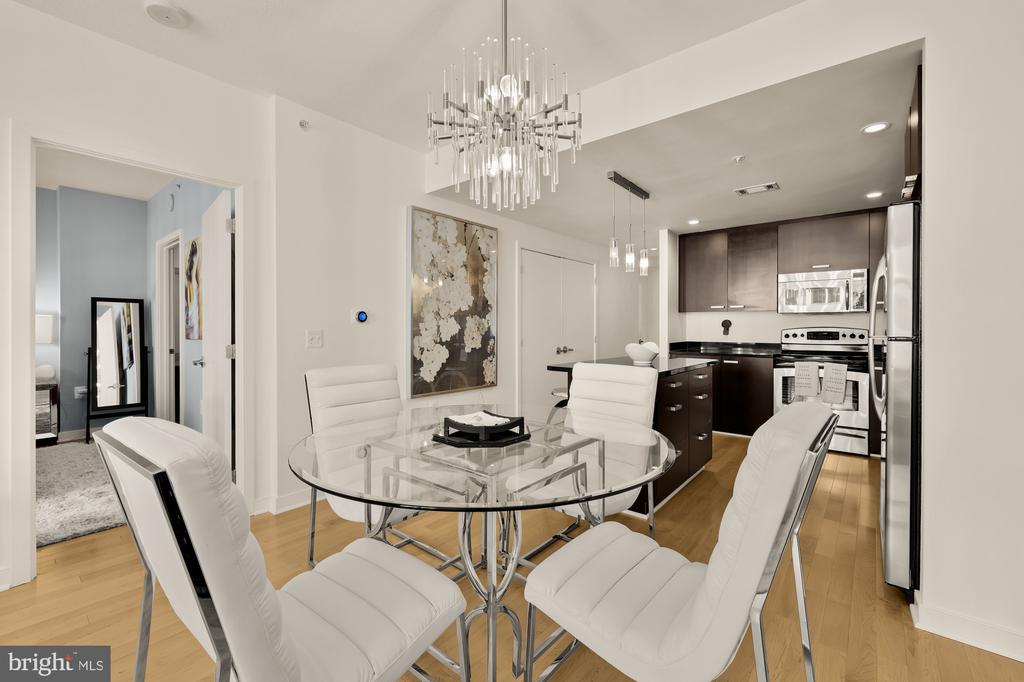 1010 MASSACHUSETTS AVENUE NW Unit: 706