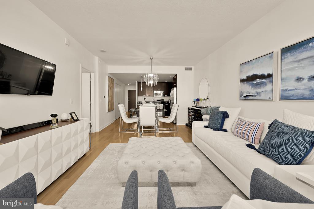1010 MASSACHUSETTS AVENUE NW Unit: 706