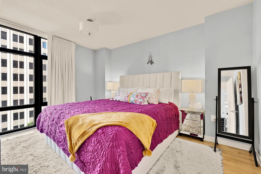 1010 MASSACHUSETTS AVENUE NW Unit: 706