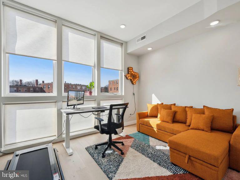 2213 M STREET NE Unit: 9