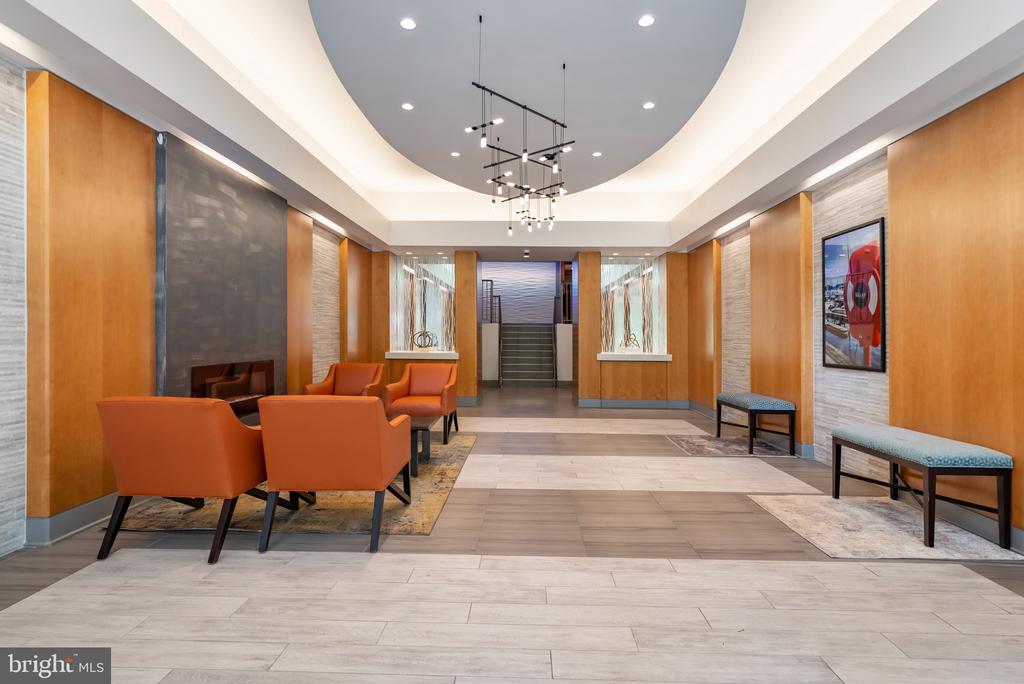 355 I STREET SW Unit: 125
