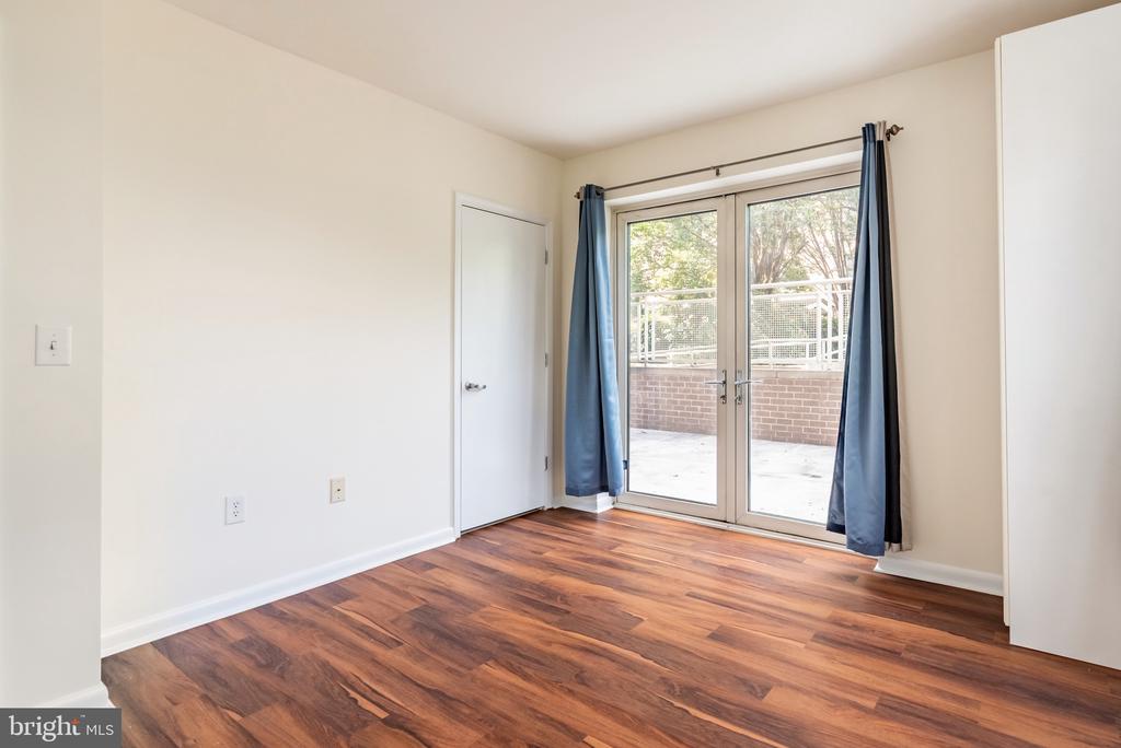 355 I STREET SW Unit: 125