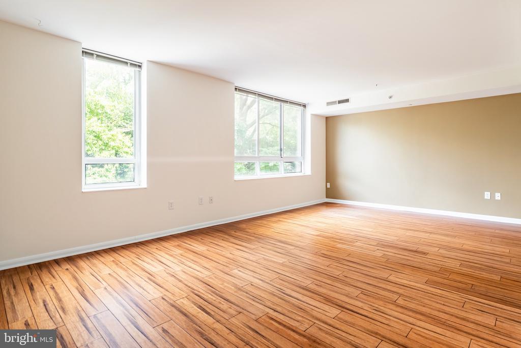 355 I STREET SW Unit: 125