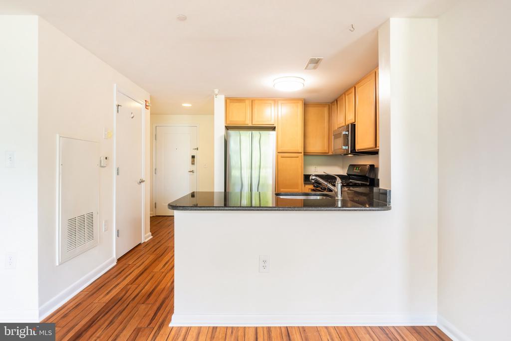 355 I STREET SW Unit: 125