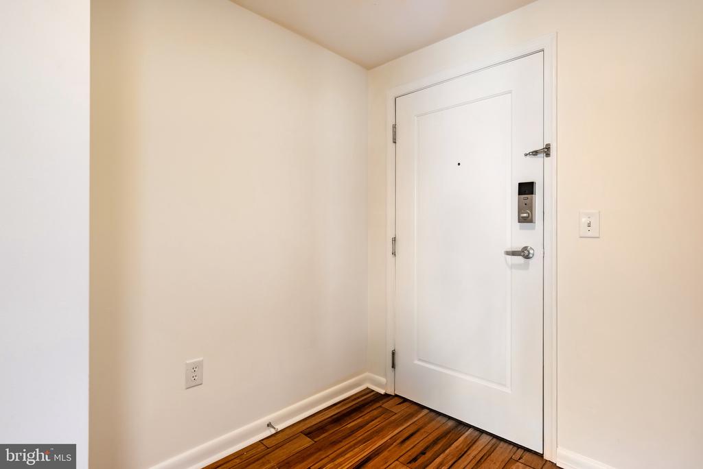 355 I STREET SW Unit: 125