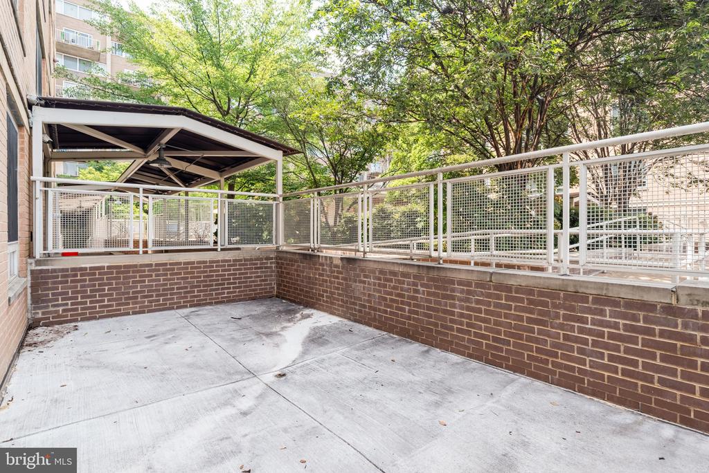 355 I STREET SW Unit: 125