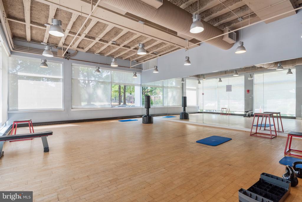355 I STREET SW Unit: 125