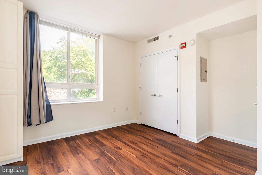 355 I STREET SW Unit: 125