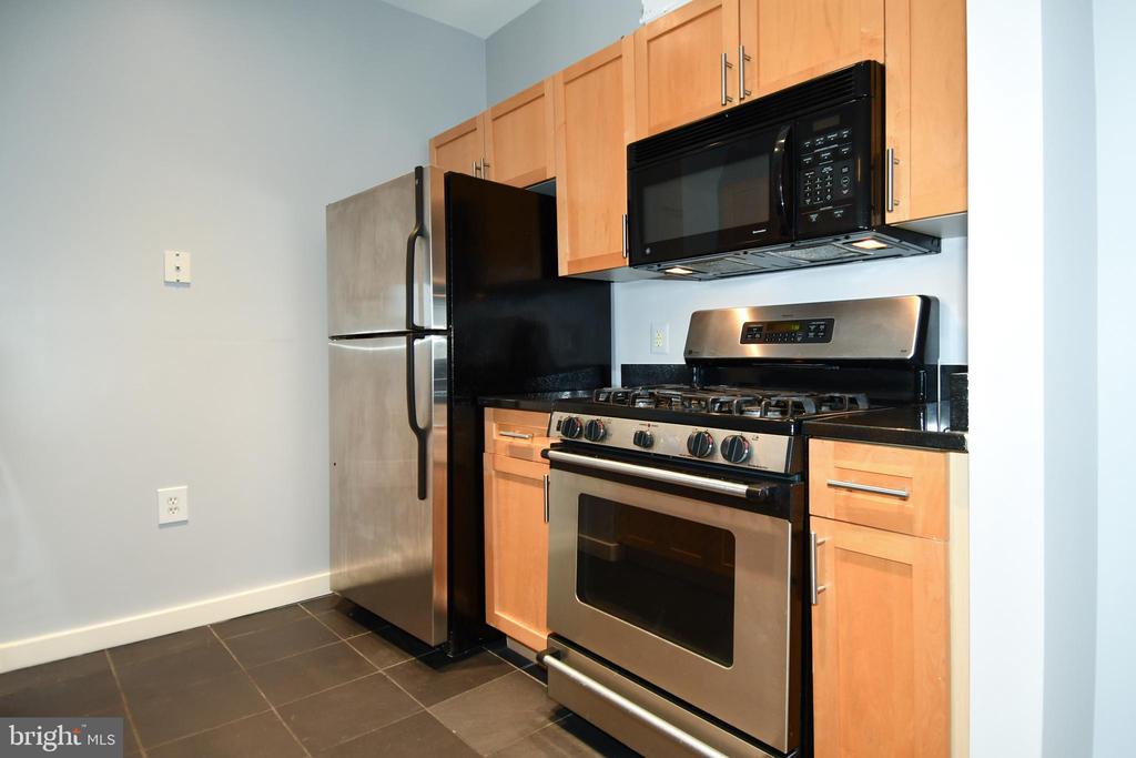 3883 CONNECTICUT AVENUE NW Unit: 902