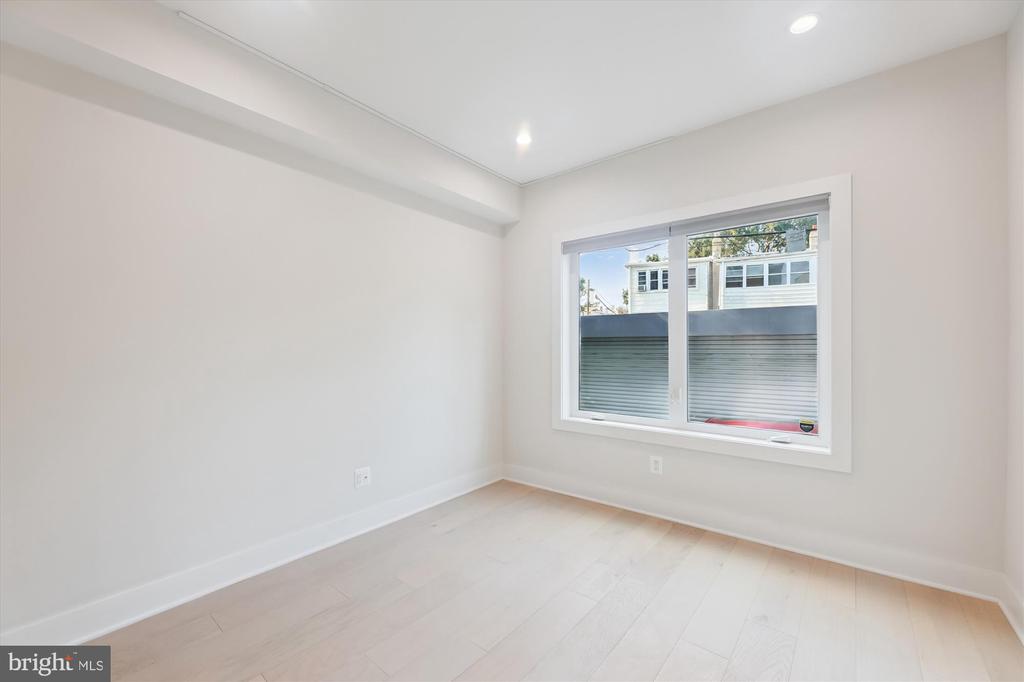 1910 BENNING ROAD NE Unit: 2