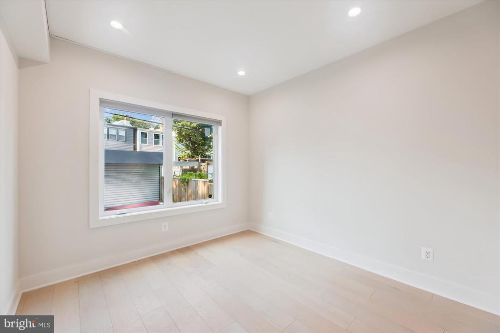 1910 BENNING ROAD NE Unit: 2